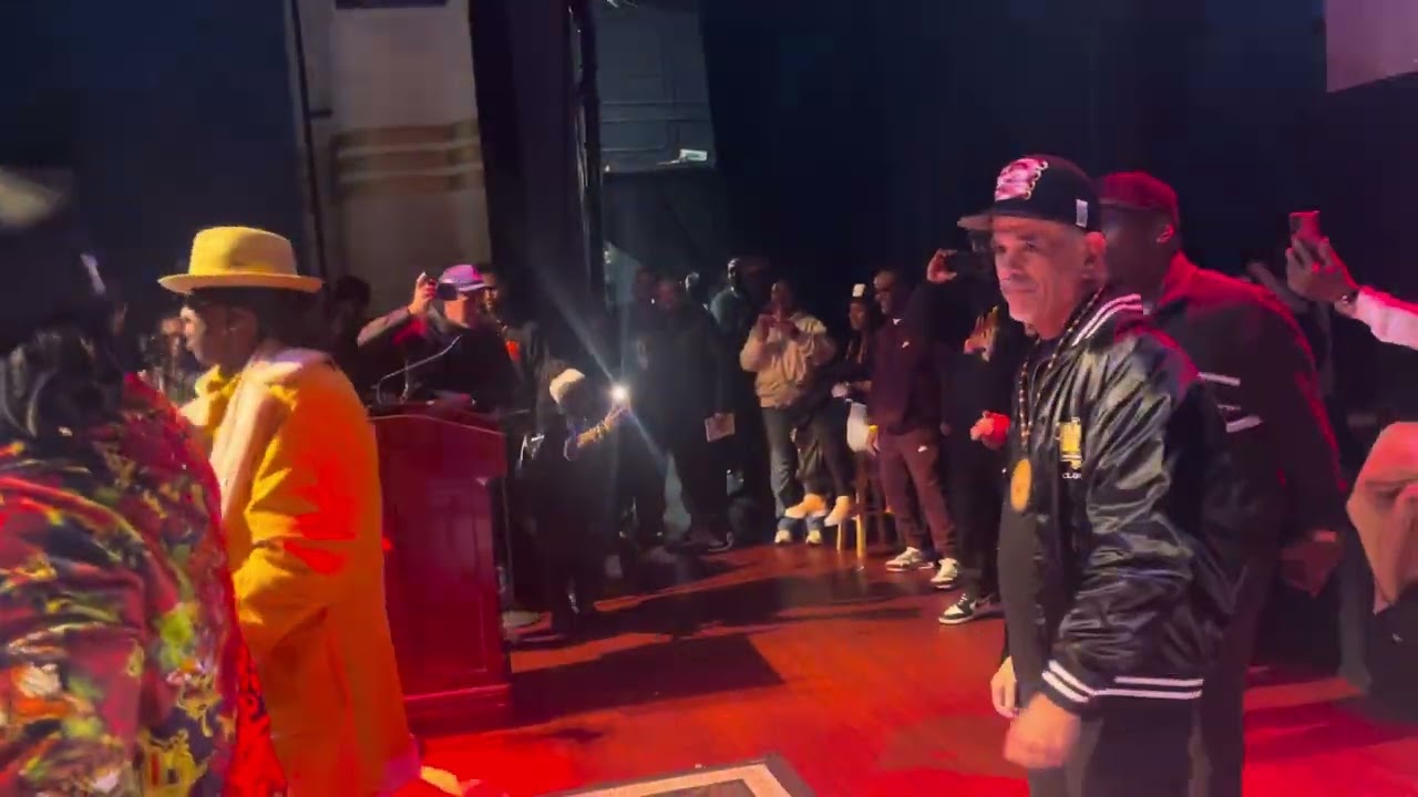 Mele Mell Performs Beat Street Live In Washington DC. Follow On Instagram @brotha_ron