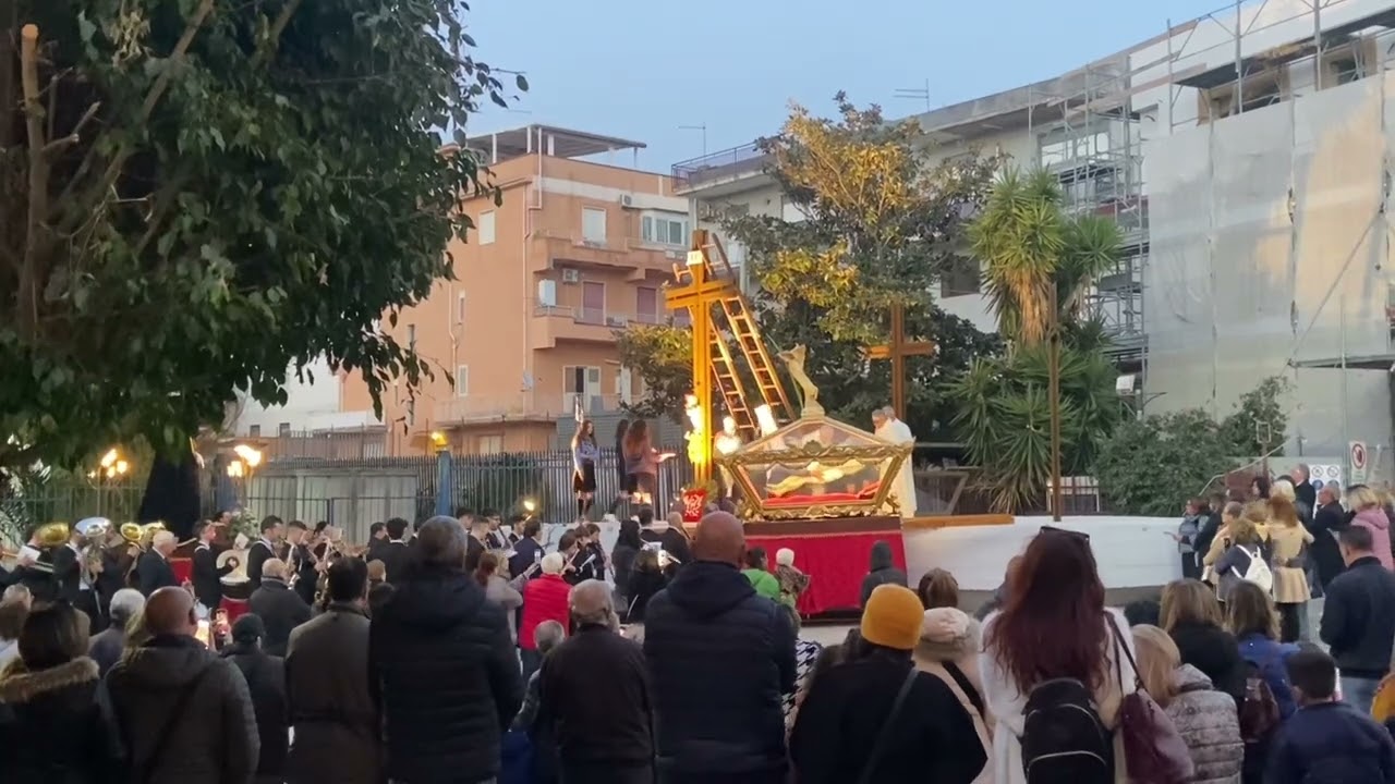 Ah si , versate lacrime Villaggio Peruzzo