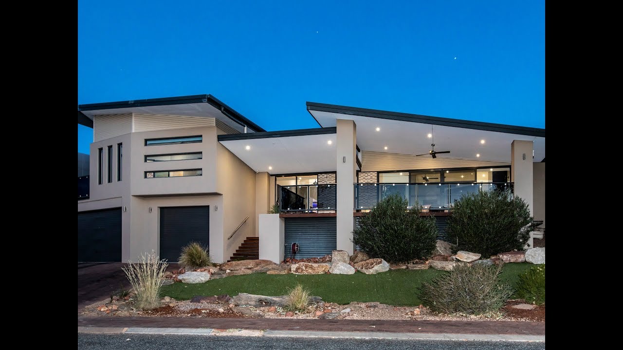 LJ Hooker Alice Springs - 9 Range Crescent