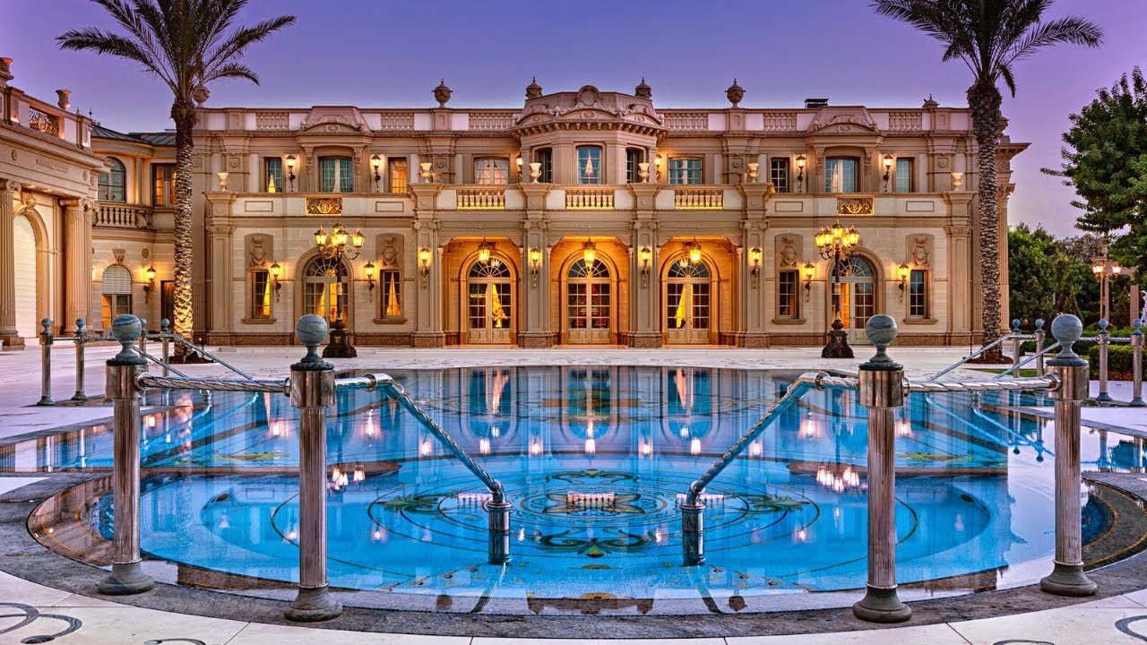 DISCOVER THE WORLD'S Most LARGEST Mansions in 2023