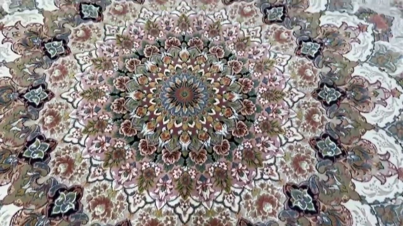 Textured Isfahan carpet, Size 350x250 cm,  Silk thread Knotted, R20000 valuation certificate and exc