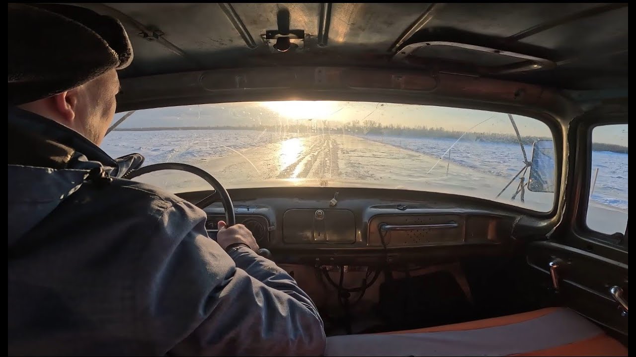 ЗИЛ-130 по зимнику в глухую деревню!