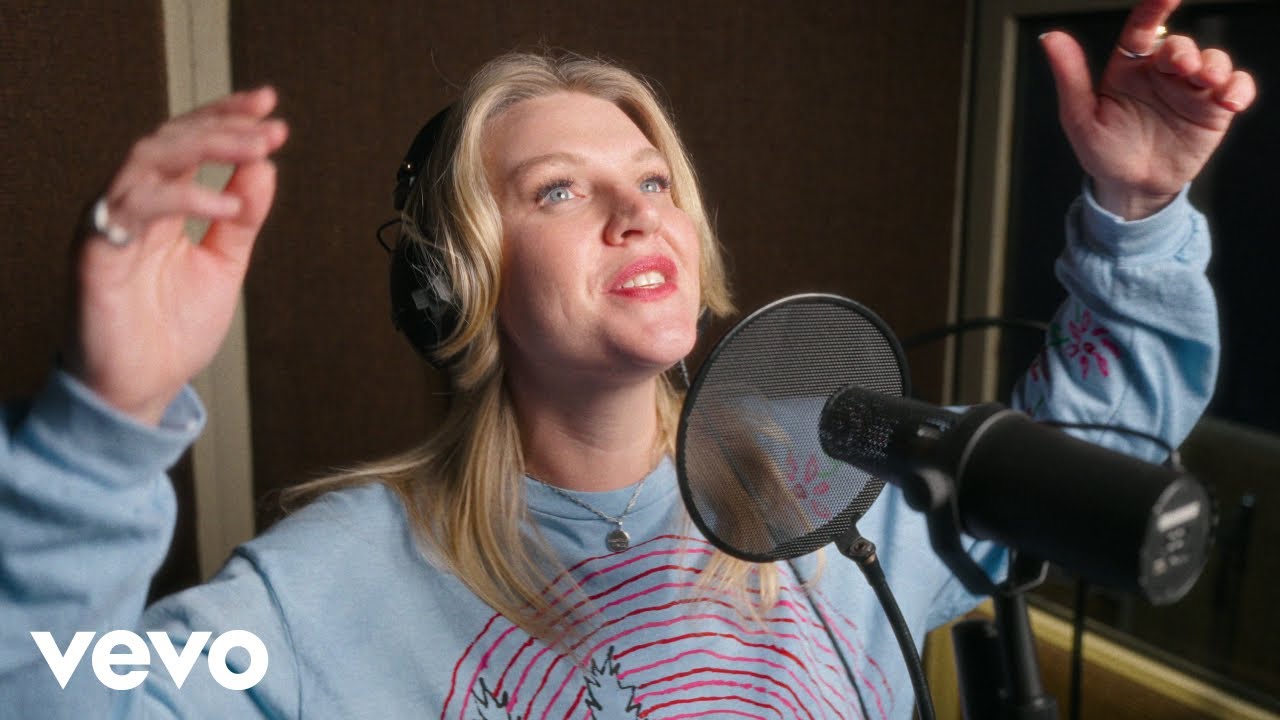 Self Esteem - The Deep Blue Okay Alt Version [Live Video]