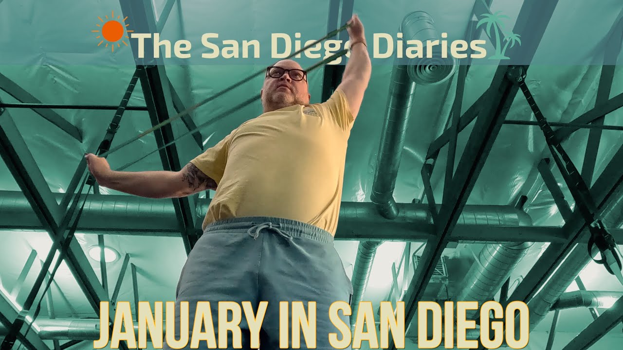 January in San Diego | Little While Coffee and Bakery | Hanging Art