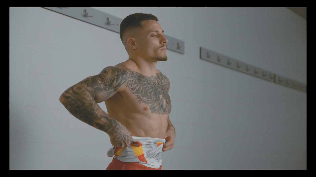 Ricky Hombre Libre & Néstor Abad - El Universo Proveerá (Videoclip)