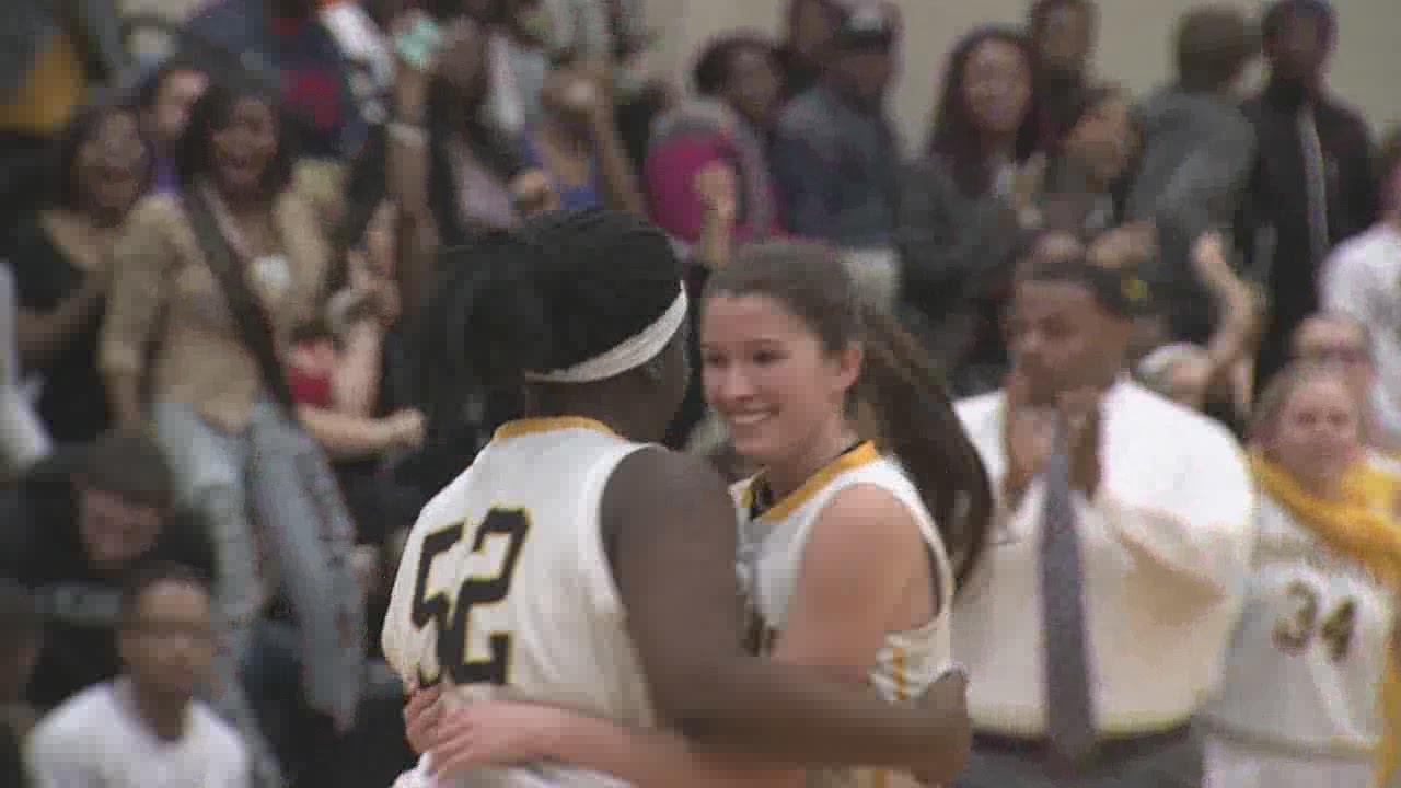 Watch this senior's reaction to reaching 1,000 career points