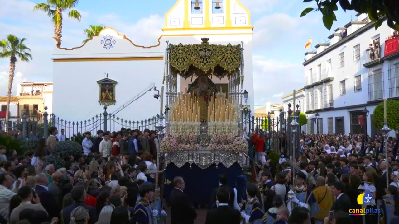 Salida de la Virgen de Belén  Jueves Santo de Pilas 2025