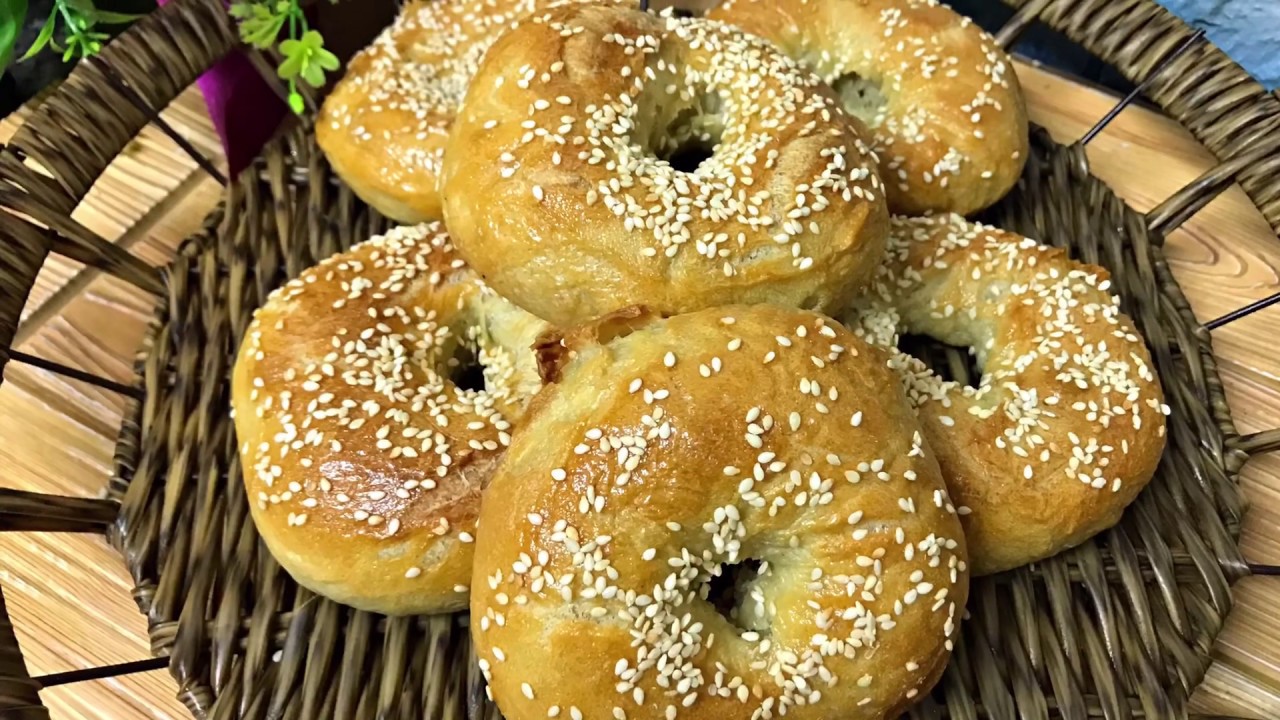 1st time on YouTube |Kashmiri Chochwor / Televor (Local Donuts)  | How to make kashmiri bread|