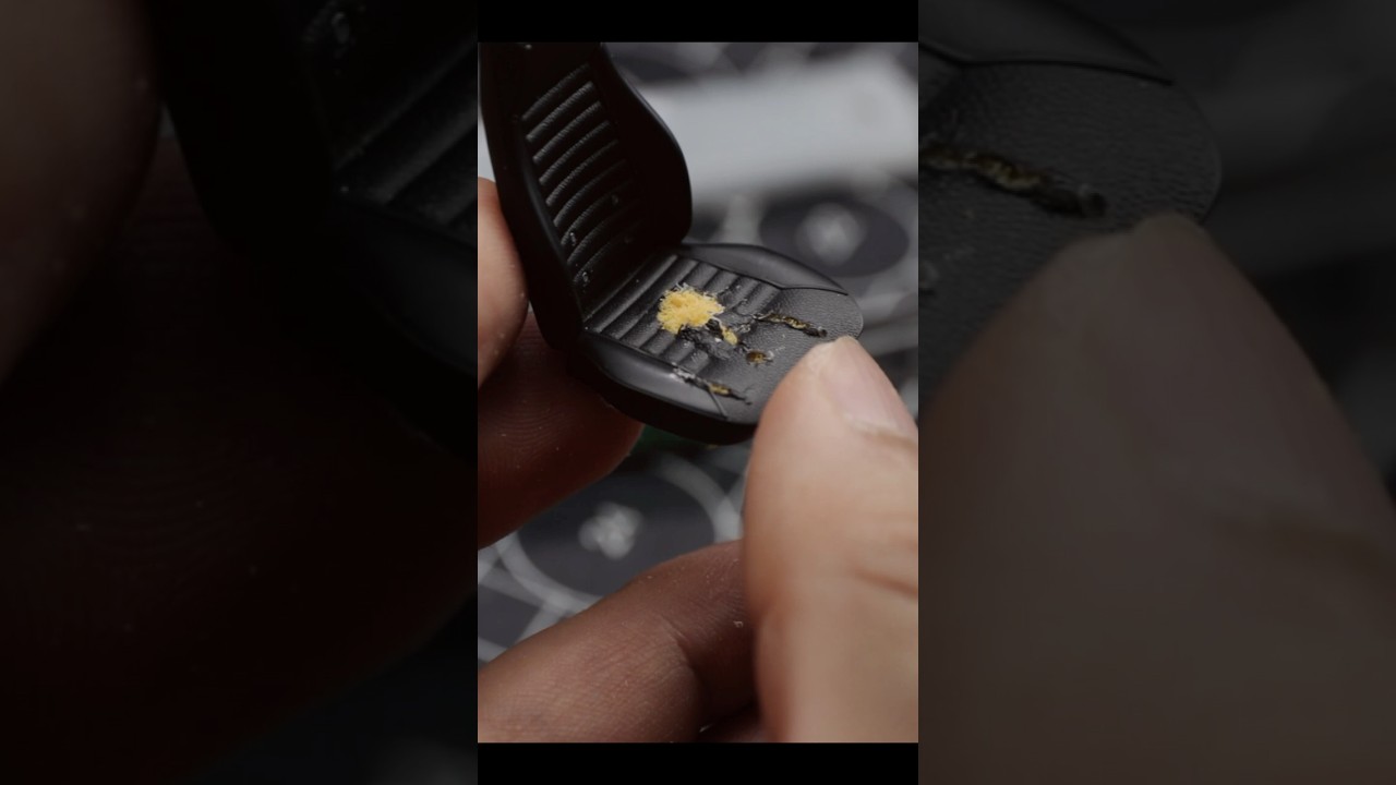 How to Make Ripped/Torn Seats For Scale Models #scalemodel #240z #tamiya #wanganmidnight