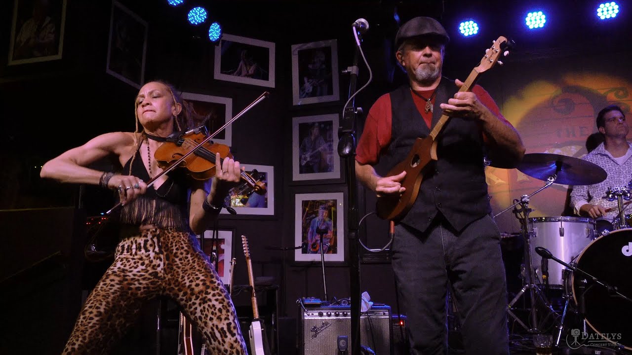 JP Soars Gypsy Revue Anne Harris & Kat Riggins 2023 04 02 