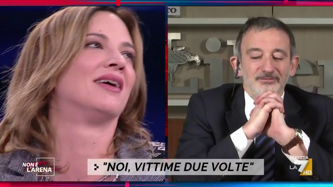 Asia Argento vs Senaldi: 