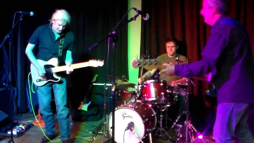 Bernie and Davy Loughran at the blues fest in warrenpoint 2015