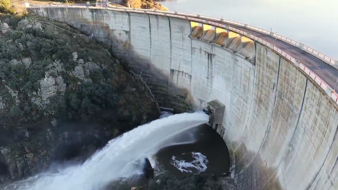 Sobrevolando el castro de las cogotas 