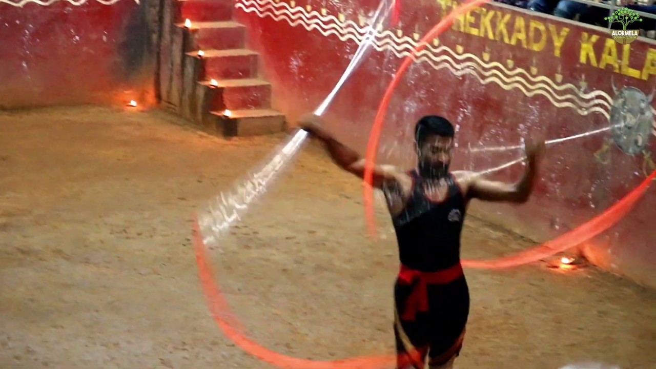 Amazing show of Kerala - Thekkady - traditional art performance PART-01..!!!