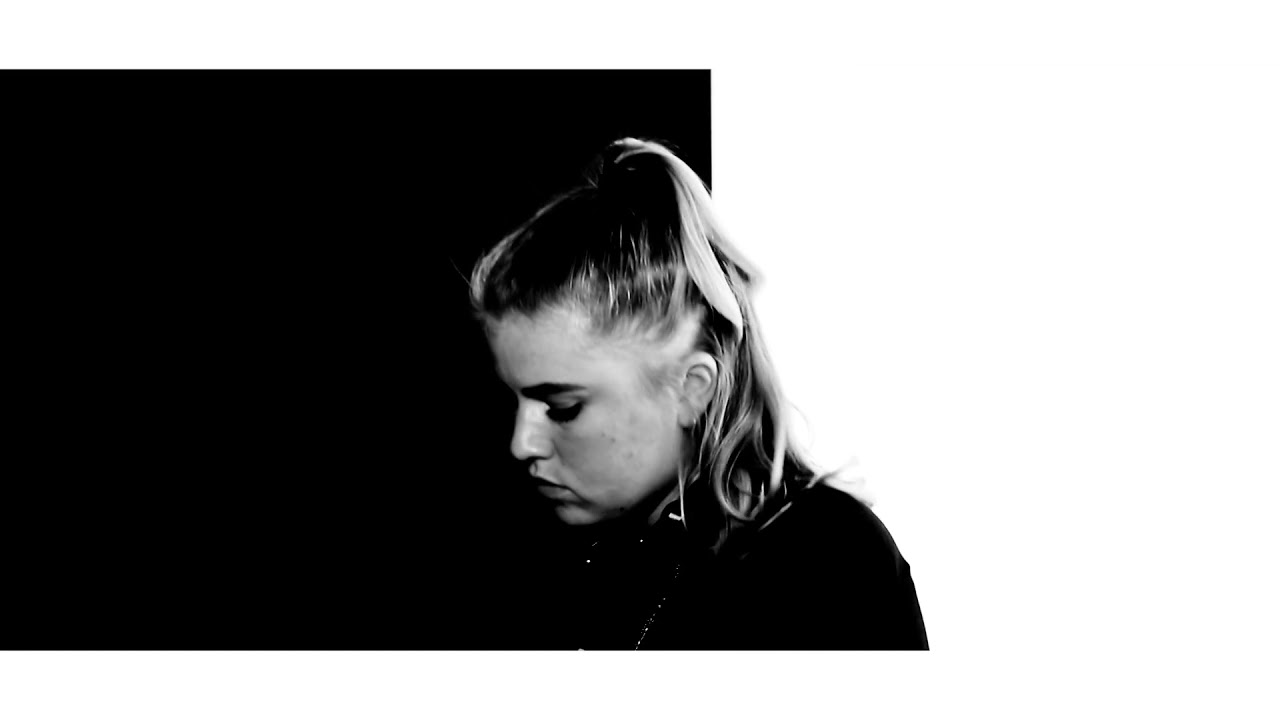 Black’n White Sessions 041 - Indiänna