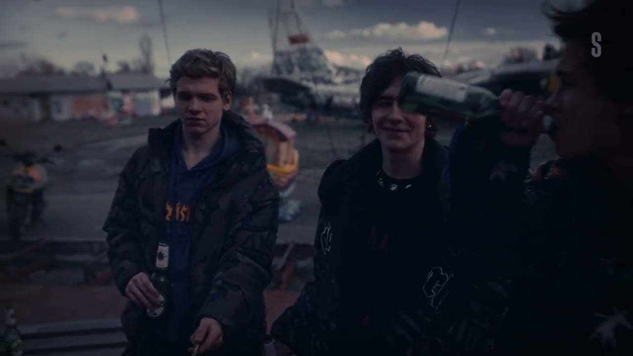 Киса | Черная весна | Palina - Месяц