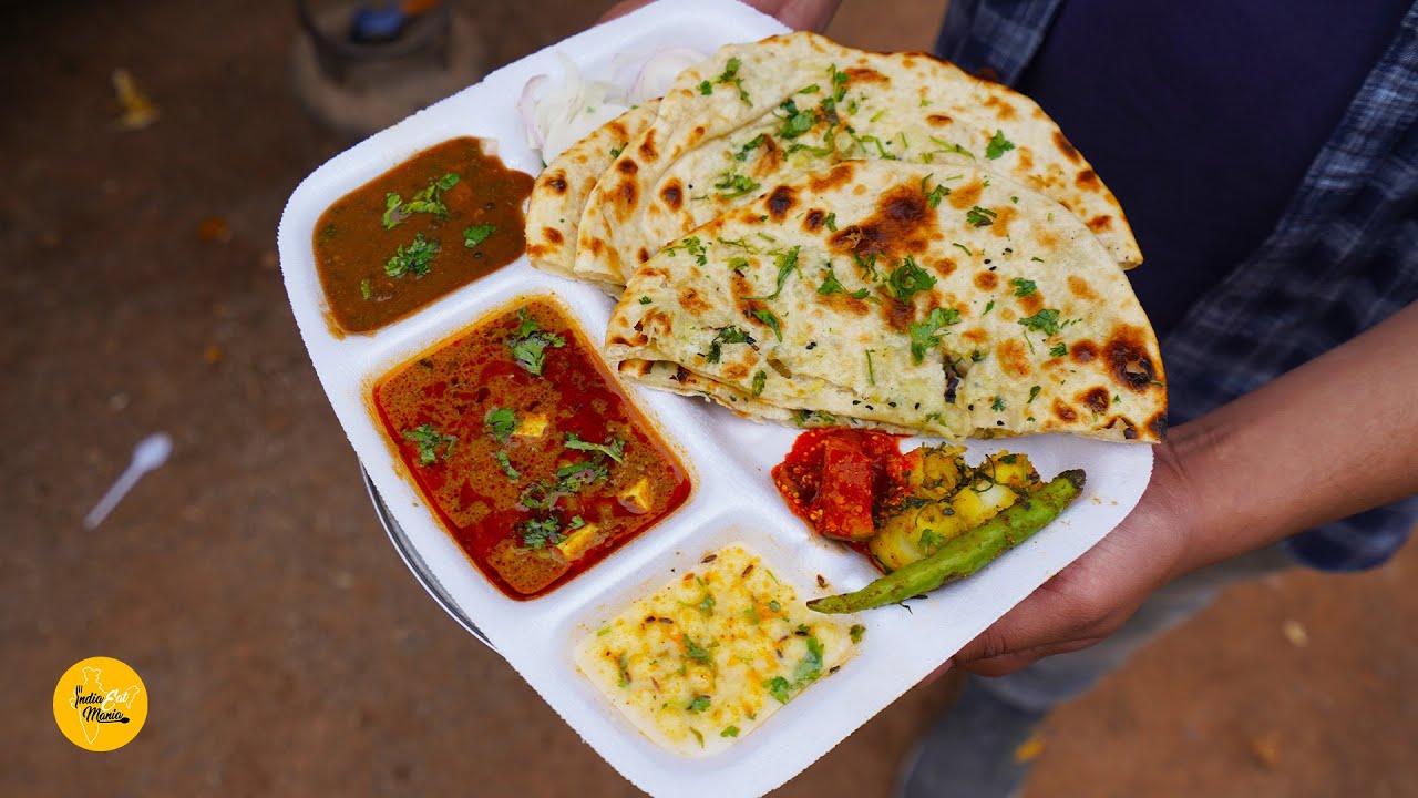 Unlimited Naan Thali With Dal Makhni, Matar Paneer & Raita Rs. 50/- Only l Gwalior Street Food