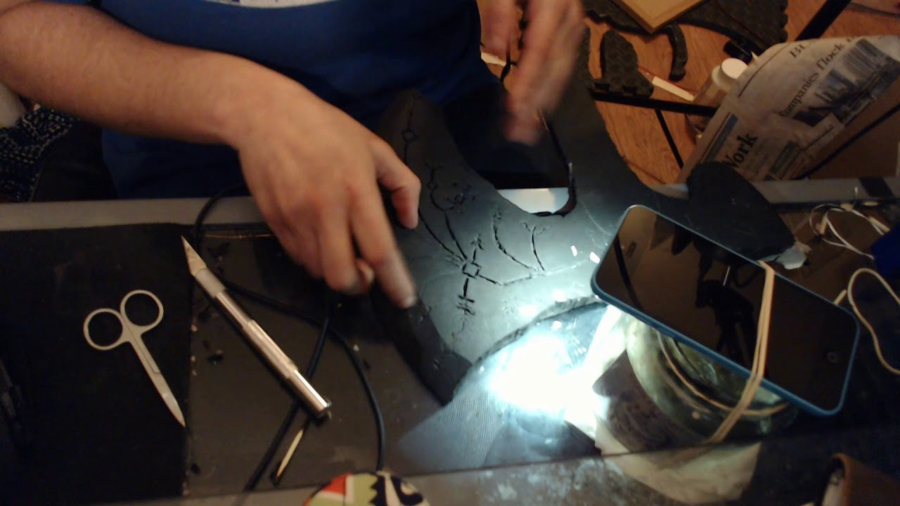 Carving the Levitation Axe Blade : Jamsies Working
