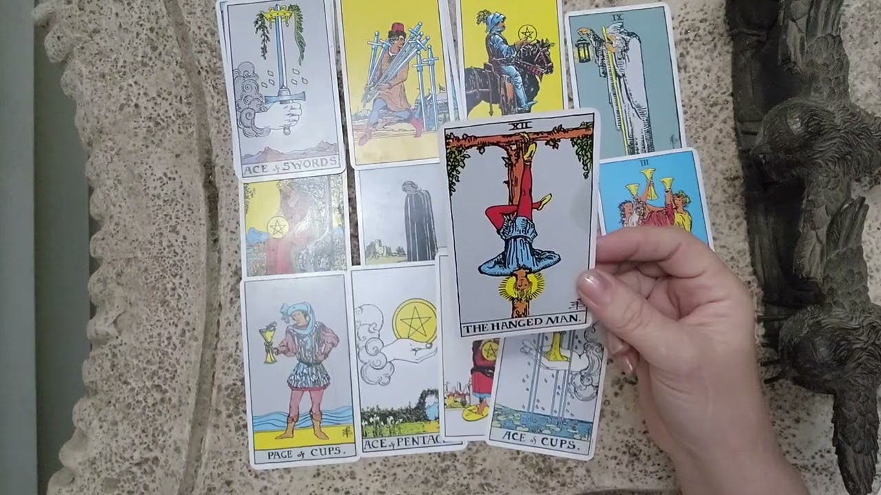 PISCES ♓️  YOUR BEING CALLED ON 1111.     555