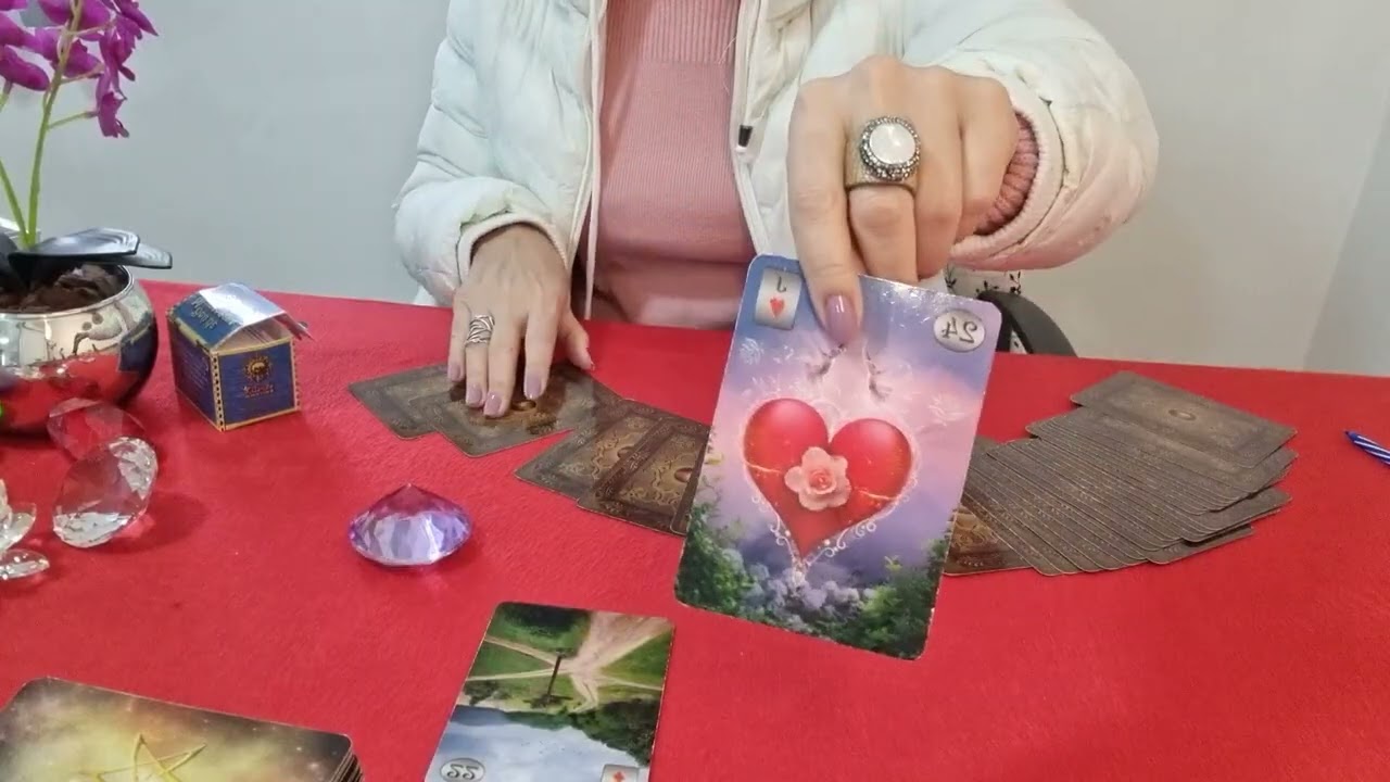 ✨️🔮Como essa pessoa te vê?? - Tarot Responde