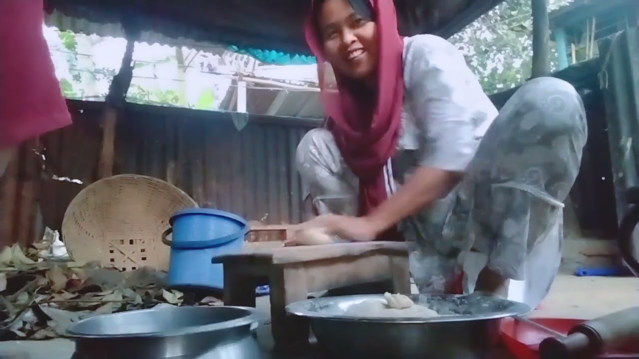 Beginilah cara kami membuat Ruti Bangladesh&ini biasa buat sarapan ada juga yang buat makan malam
