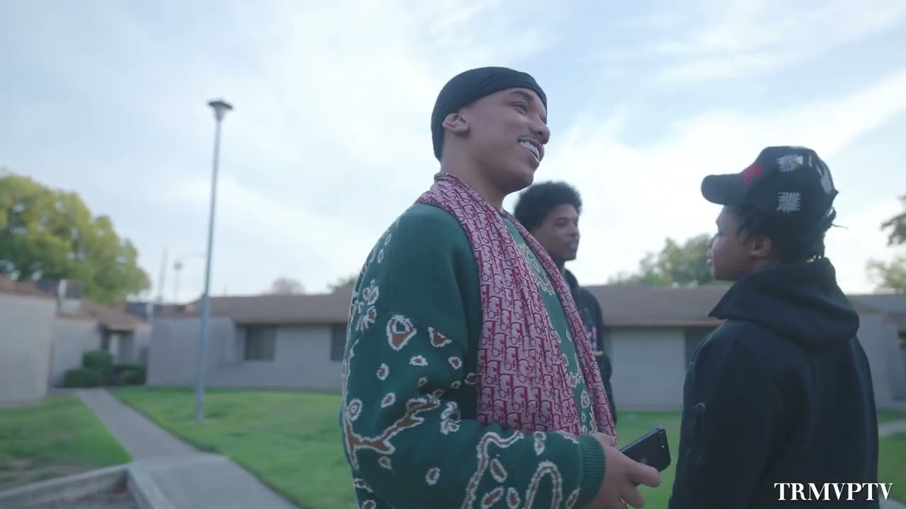 In Sacramento’s ￼Oak Park 4th Ave “Mozzy” Hood | BOE Mumu