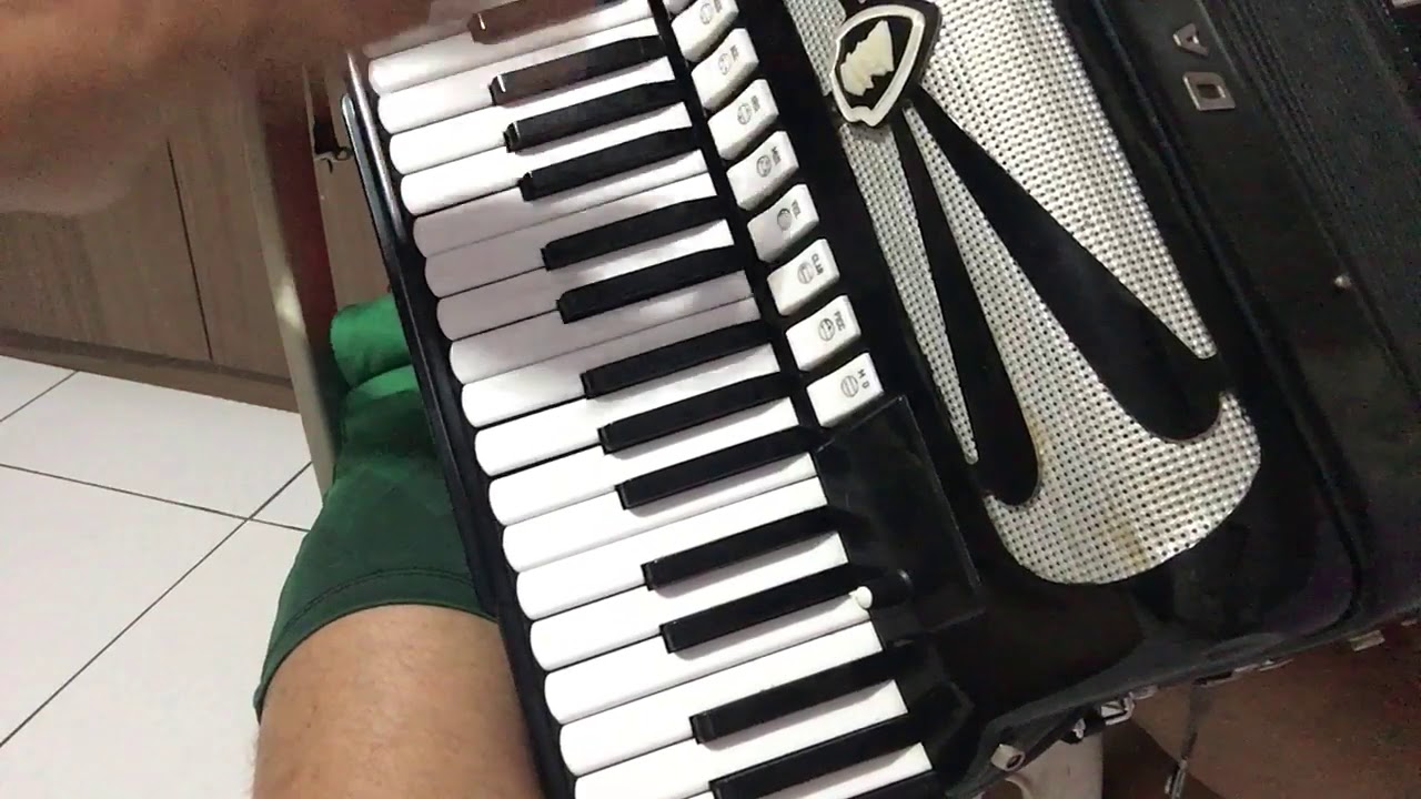 Como tocar a música SALA DE REBOCO com acordes cheios e bonitos