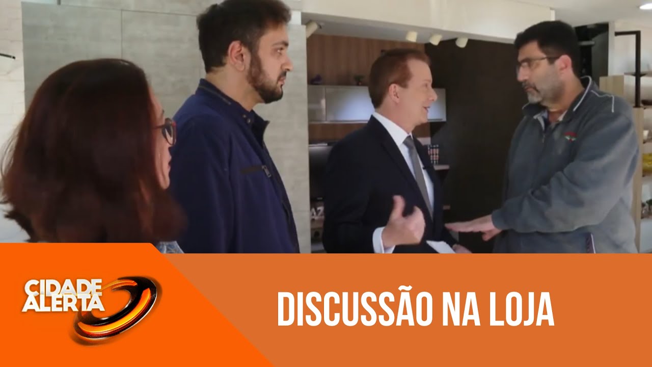 Patrulha do Consumidor: Família compra móveis planejados, e loja não entrega