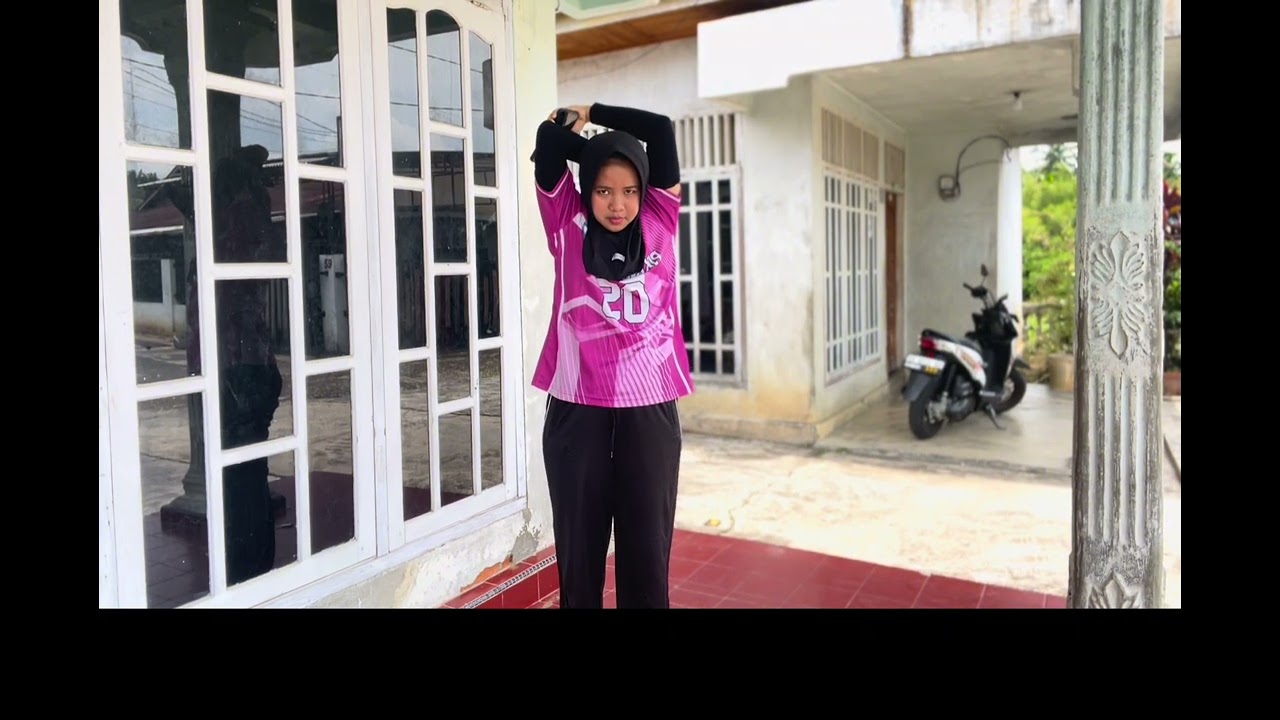 VIDIO TUGAS 8 PEMANASAN SEBELUM BEROLAHRAGA 