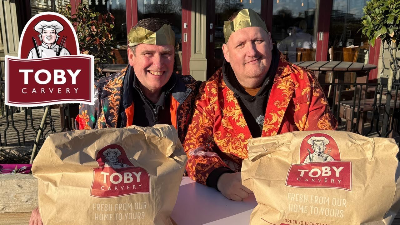 We Review Toby Carvery's Christmas Takeaway!