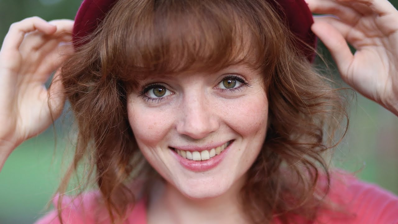 Comedy reel - Fanny Pierre - Bilingual FR/EN