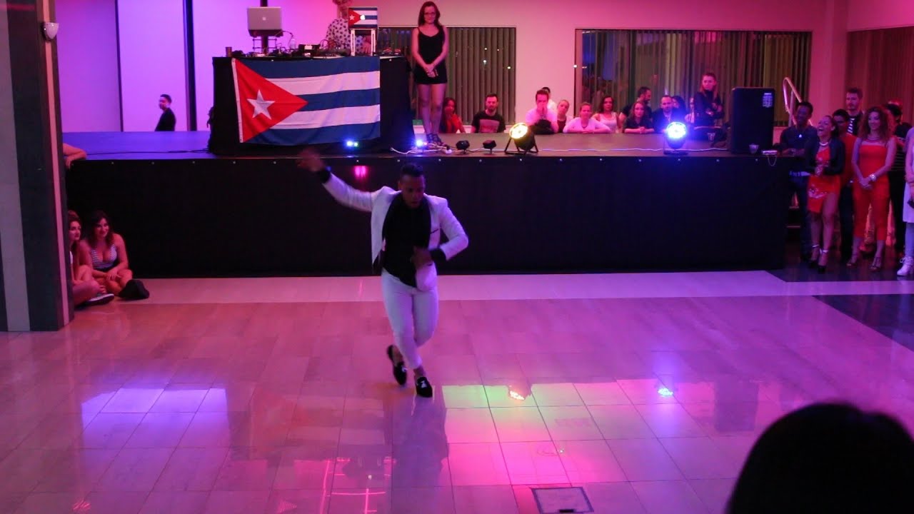 Yoannis Tamayo show - Cuban Bachaturo 2016