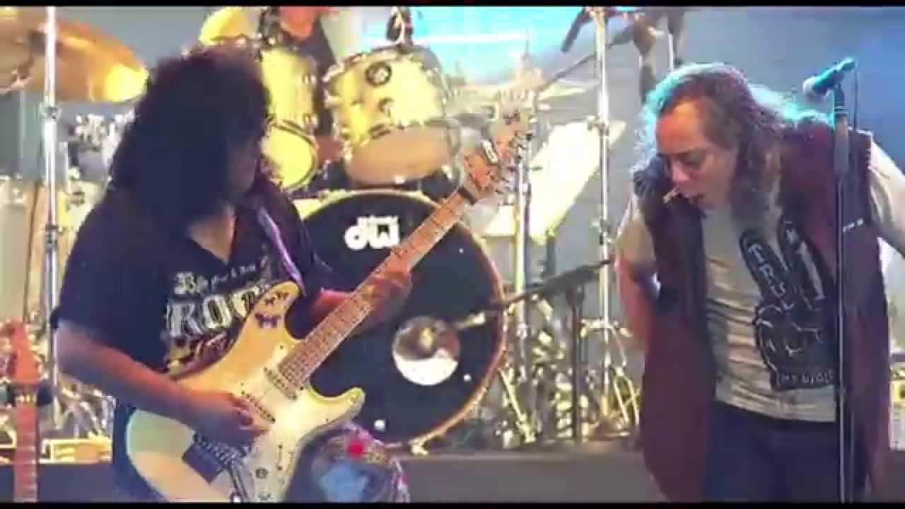 Konsert 2 Raksaksa Sweet Charity - Sejuta Wajah (Official Video)