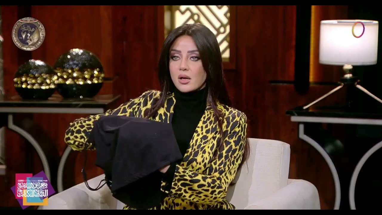 مش هتصدقي إن اللبس ده للحوامل أبدًا.. تصميمات لينة الطهطاوي تاخد العقل