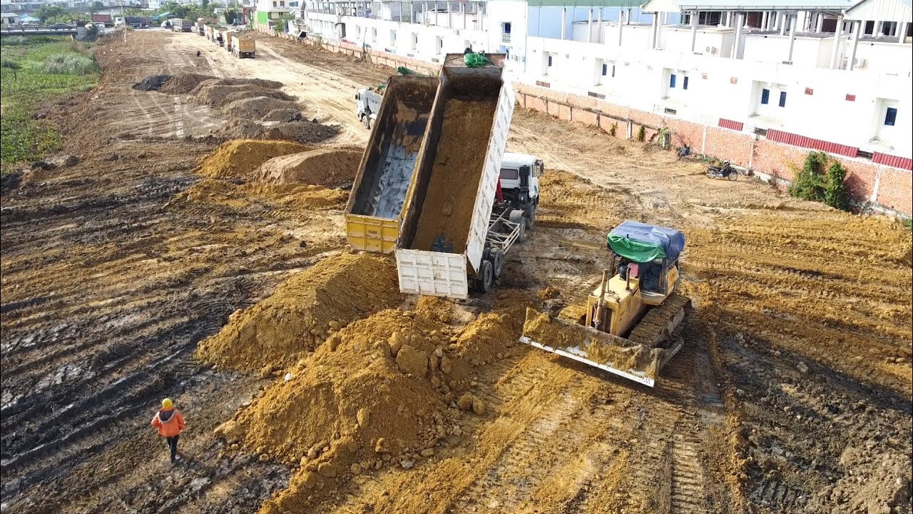 Update old projects Equipment machine Dozer working push Land Filling Up /Heavy dump truck unloading