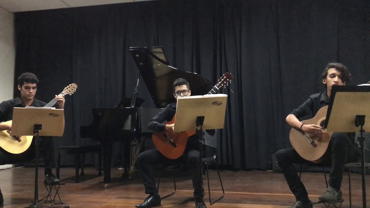 Valseana - Sérgio Assad Guitar Trio