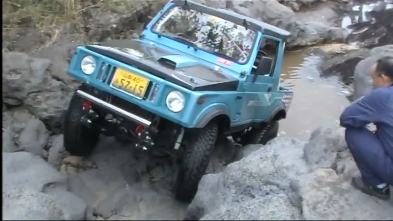 Suzuki Jimny Samurai Sierra(Baby G).The president can also rock crawling,