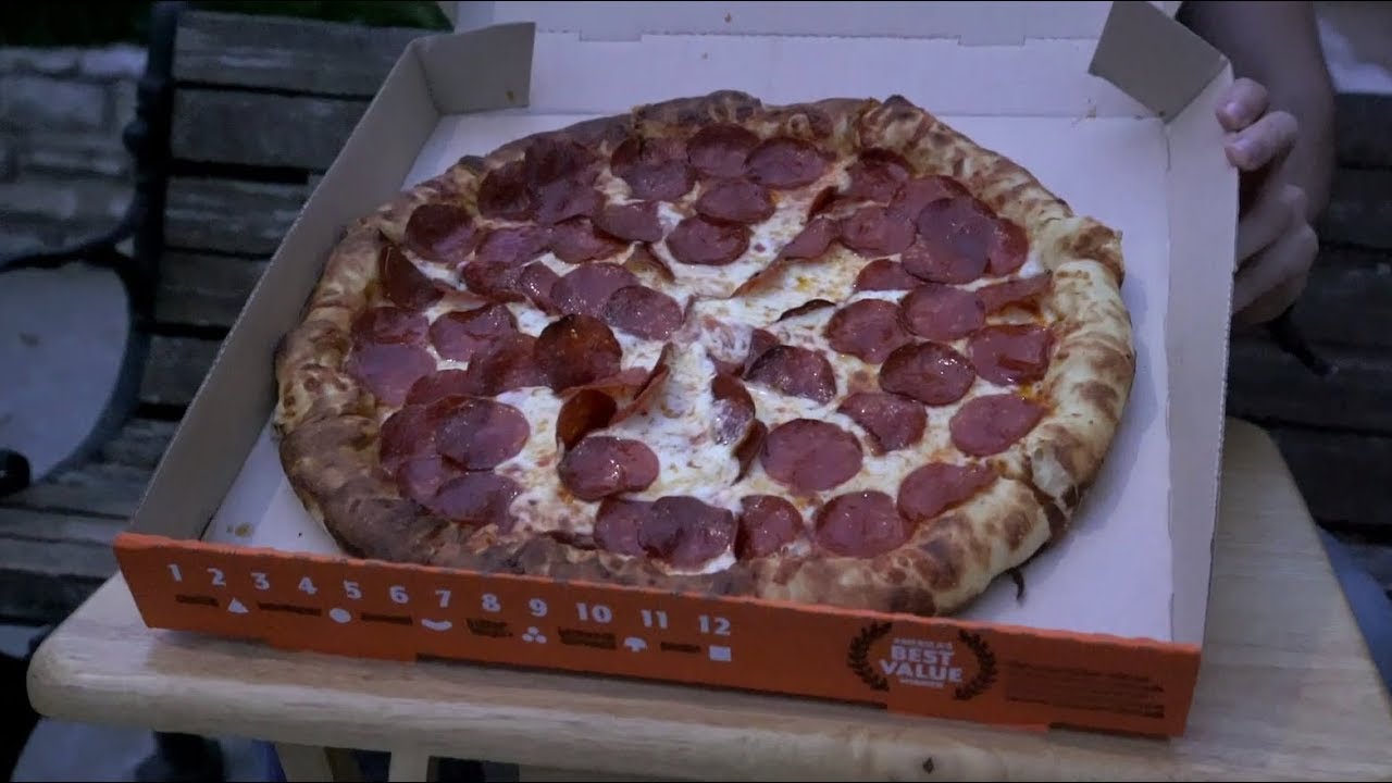 CTC Review #24 - Little Caesars Extra Most Bestest Stuffed Crust Pepperoni Pizza