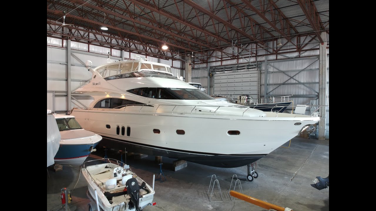 Продается яхта Marquis 65 2007 года выпуска. Использовалась в пресной воде, наработка 500 моточас...