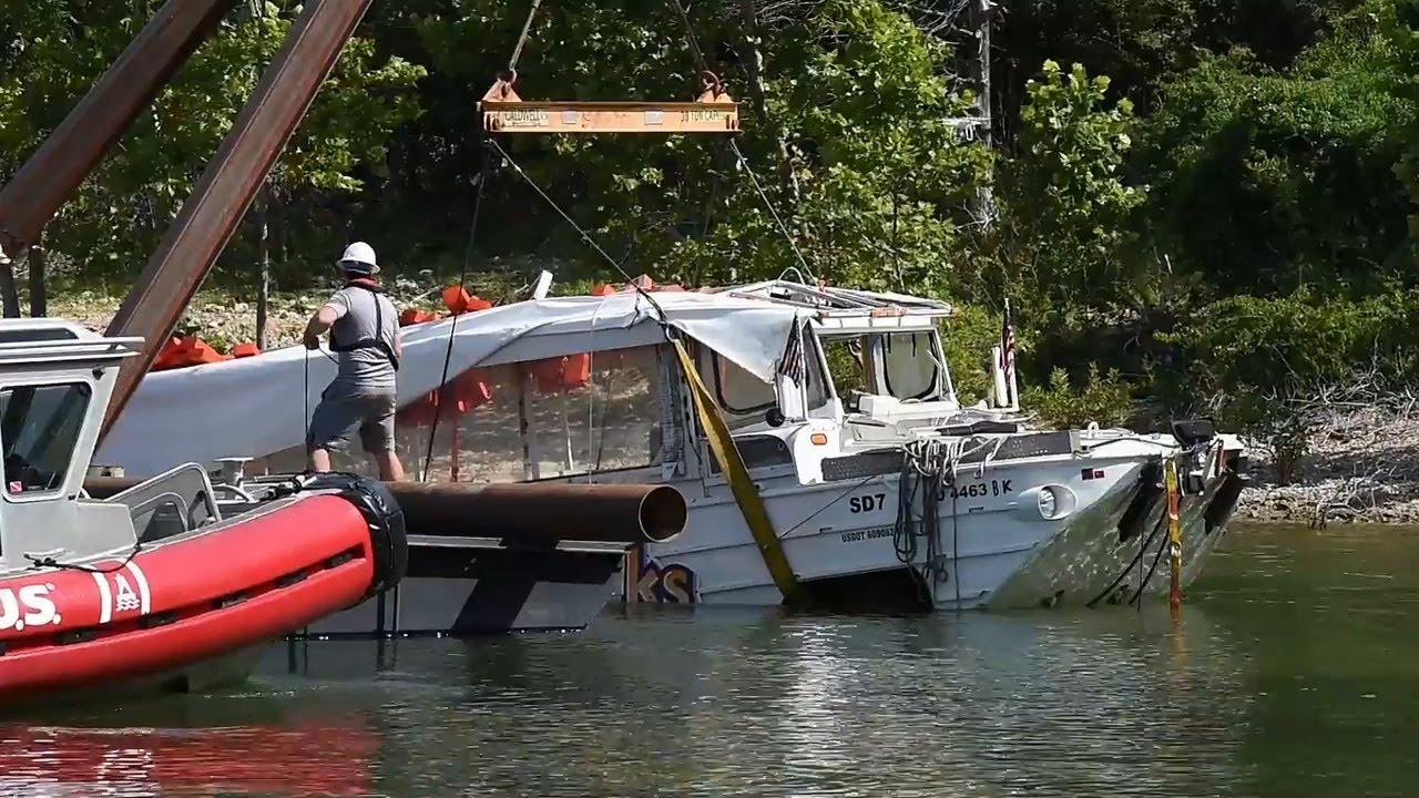 'Ride The Ducks' boat recovered from bottom of Table Rock Lake
