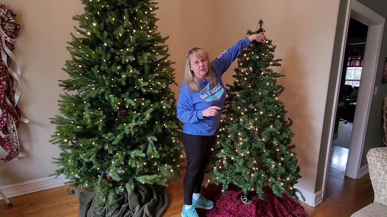 Tree Topper Size Guide for ribbon bows #treetopperguide #bowguidefortree #whatsizebowdoesmytreeneed