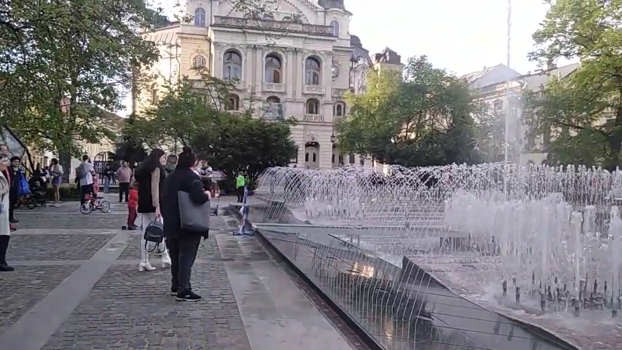 Skúška opravenej Spievajúcej fontány v Košiciach