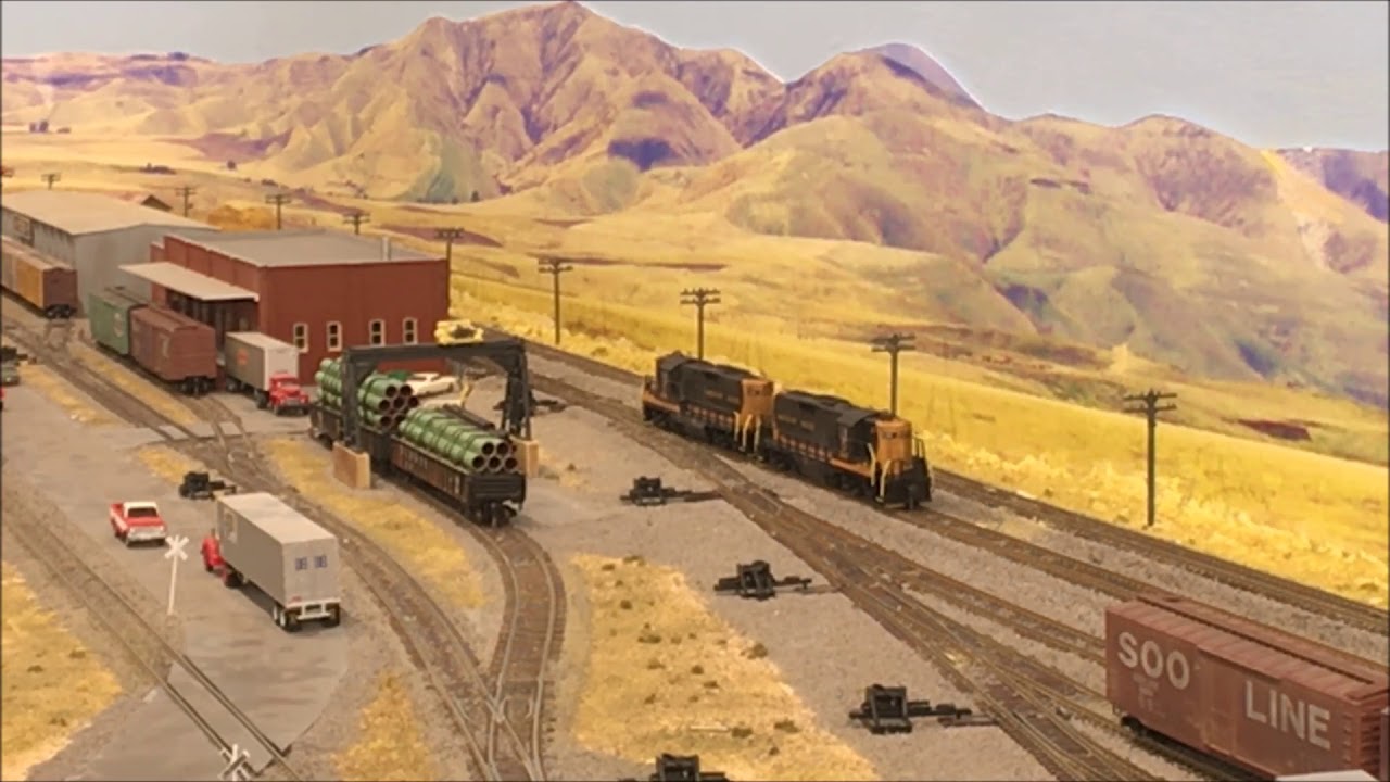 Oregon Joint Line - 1st Shift Operations at Monument Yard