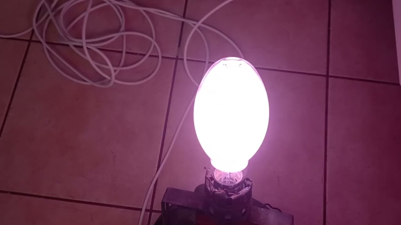 Oprawa uliczna ORZ 1 A20 podczas remontu 