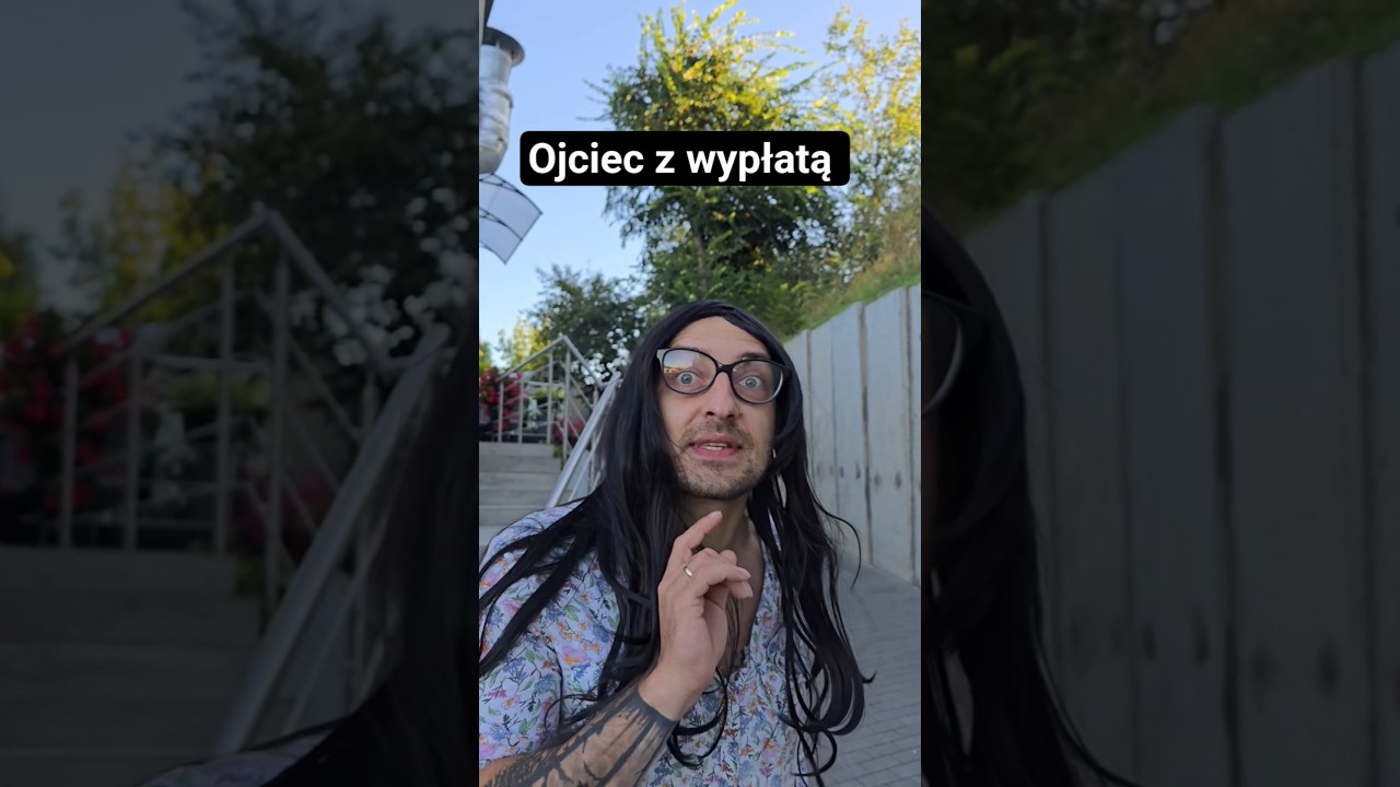 Ojciec z wypłatą 🤪😅 #śmieszne #parodia #wypłata #pieniądze #humor