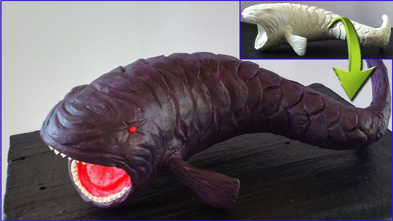 DARK BLOOP WITH CLAY.