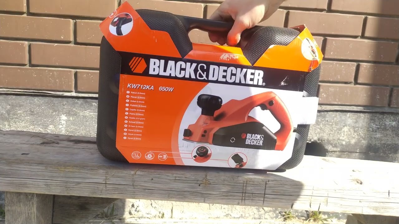 Электрорубанок Black&Decker KW712