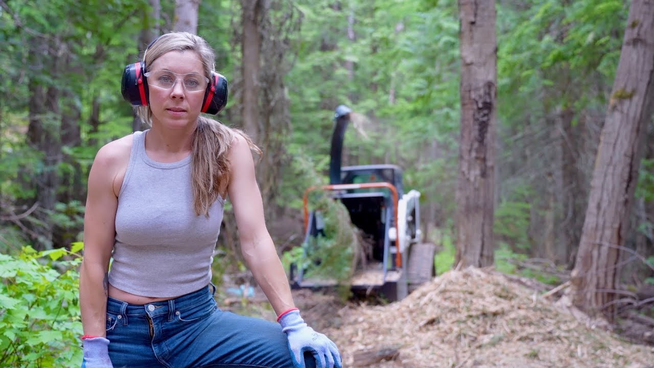 How Many Wood Chips can this Wood Chick Chuck?