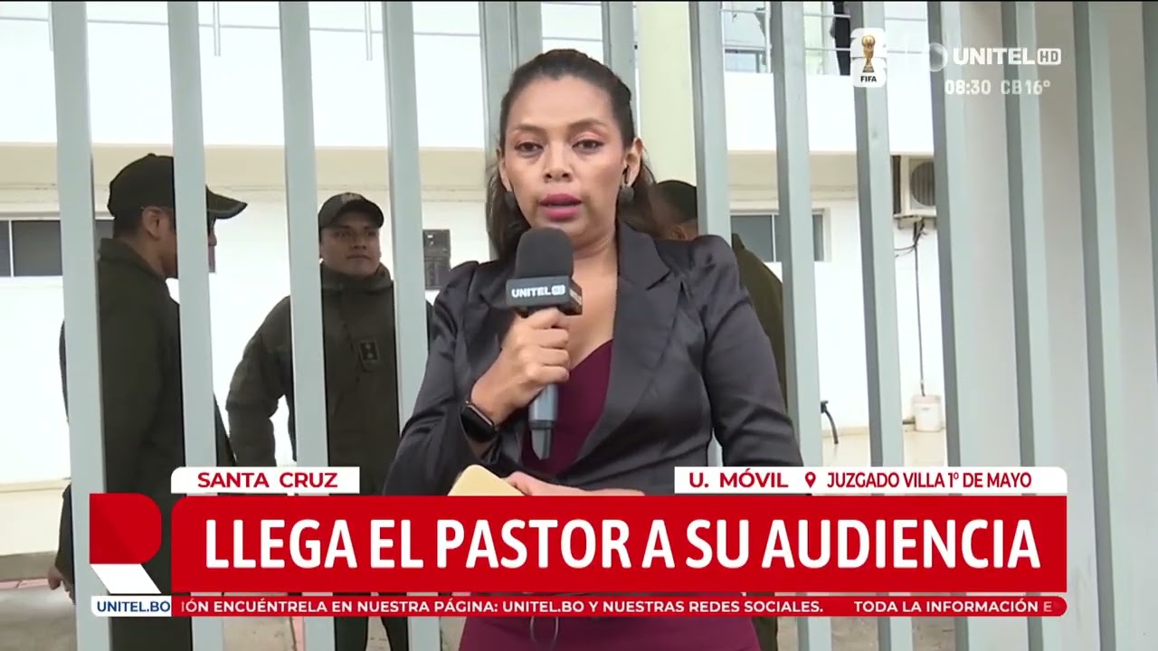Pastor acusado de estupro llega a su audiencia