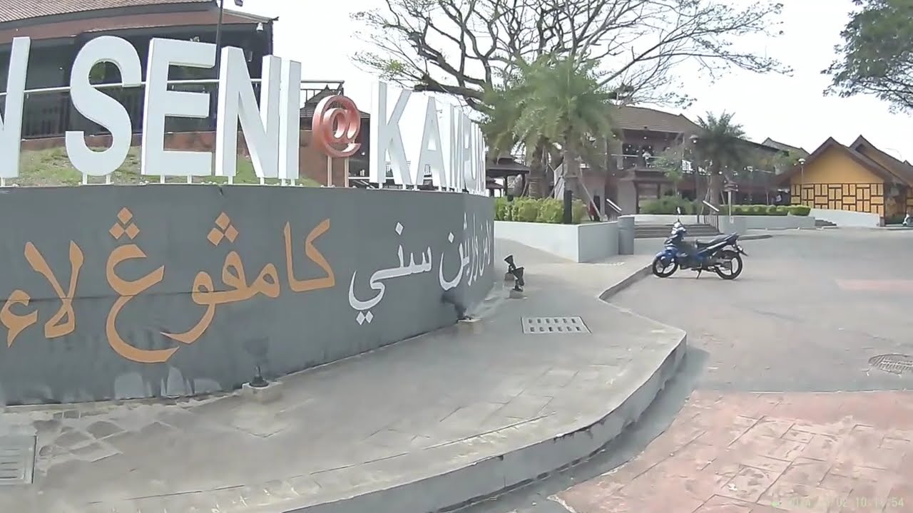 MASJID WARISAN KAMPUNG LAUT